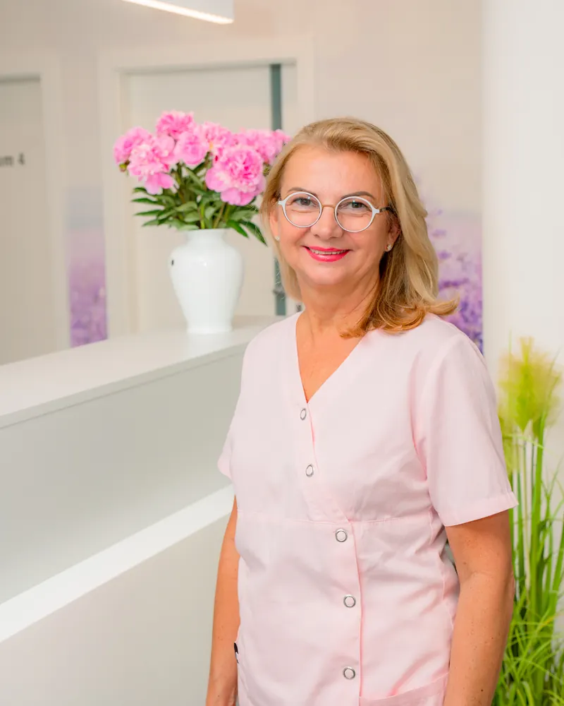 Iwona Marcula, staatlich geprüfte Podologin und Inhaberin der Praxis PodoTrend in Berlin
